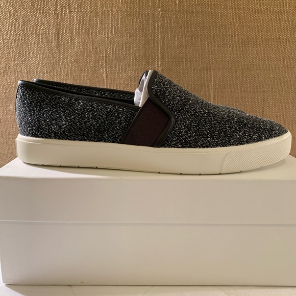NWT Vince Flat Blair 5 Grey Slip-On Sneakers - Picture 3 of 5